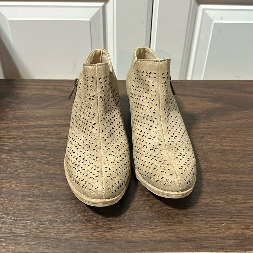 Qupid Ankle Booties